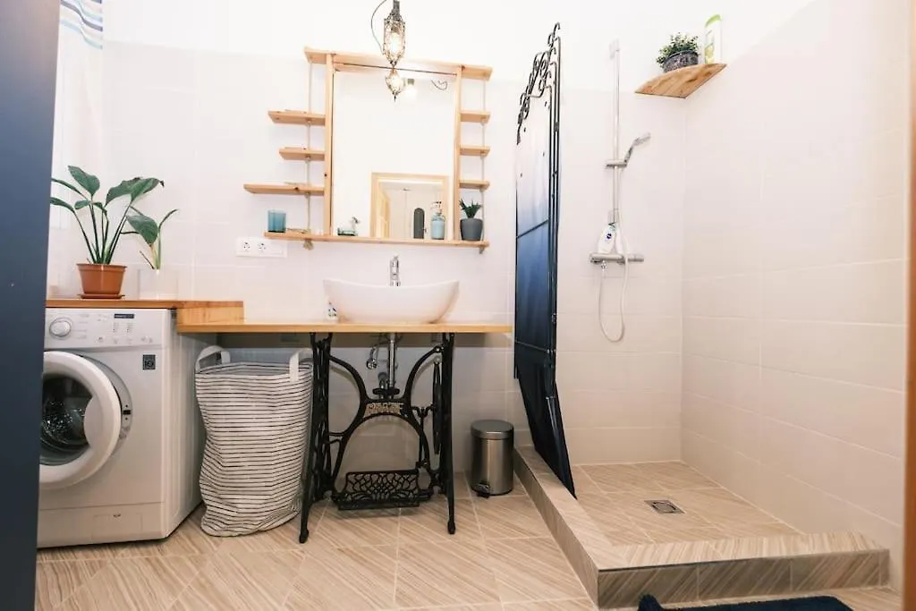 T22 Homey Apartment Будапешт